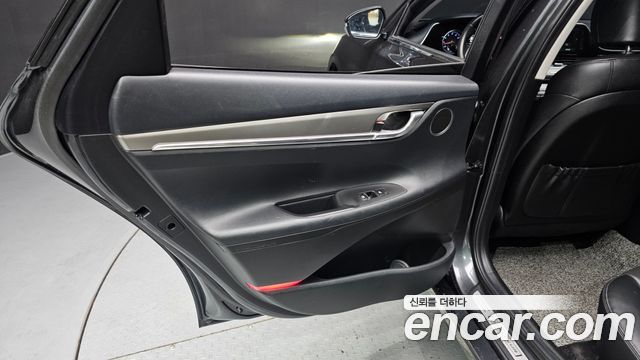 Hyundai Grandeur 2022 — photo 15