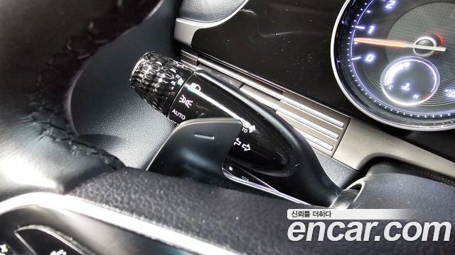 Hyundai Grandeur 2022 — photo 31