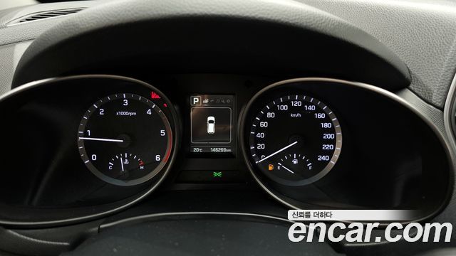 Hyundai Santafe 2016 — photo 8
