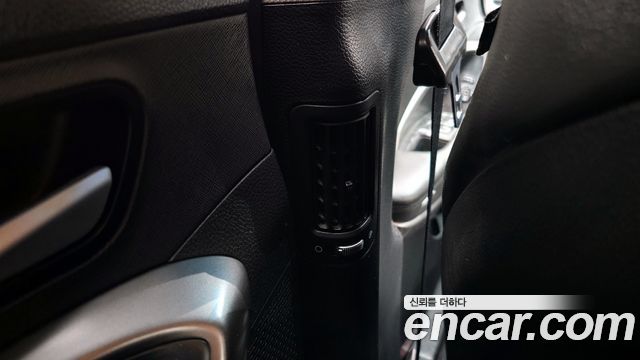 Hyundai Santafe 2016 — photo 18