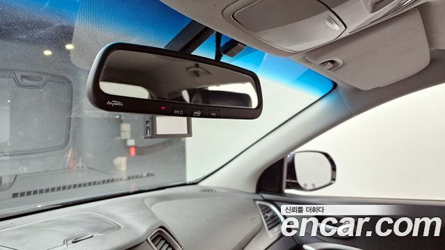 Hyundai Santafe 2016 — photo 19