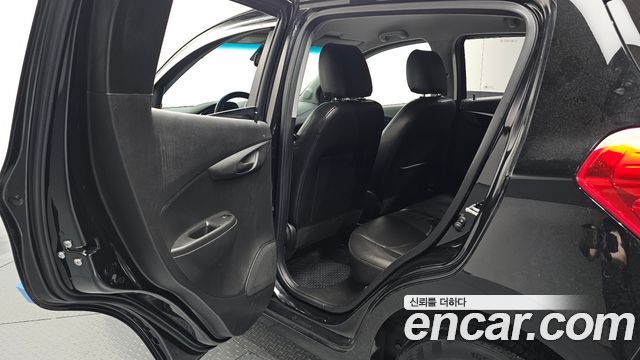 Chevrolet Korea Spark 2017 — photo 12