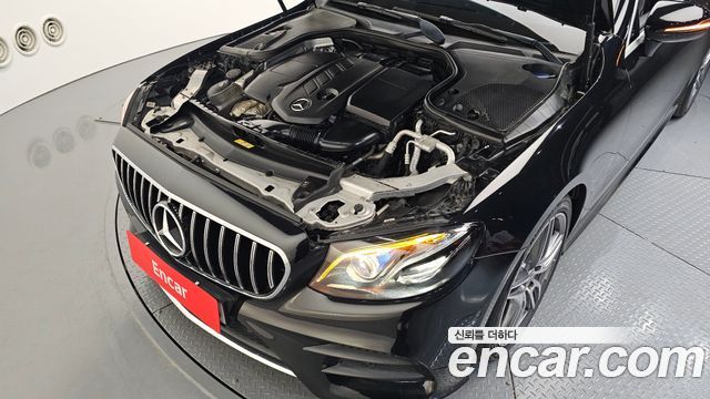 Mercedes-Benz E-Class 2018 — photo 6