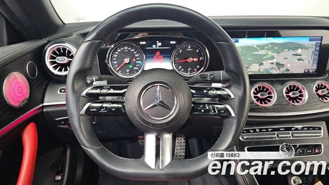 Mercedes-Benz E-Class 2018 — photo 20
