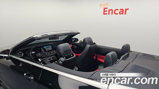 Mercedes-Benz E-Class 2018 — photo 29