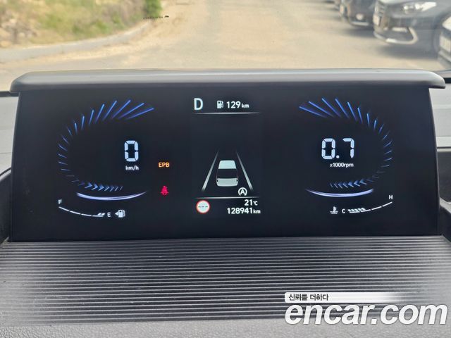 Hyundai Staria 2022 — photo 14