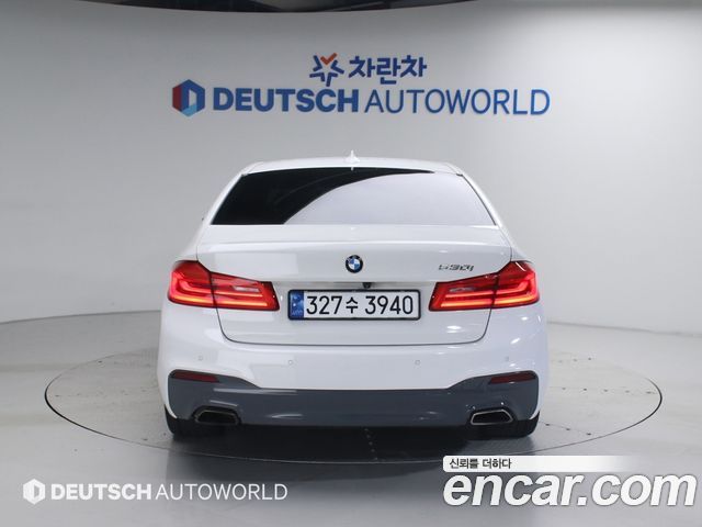 BMW 5-Series 2017 — photo 4