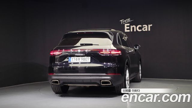 Porsche Cayenne 2021 — photo 4