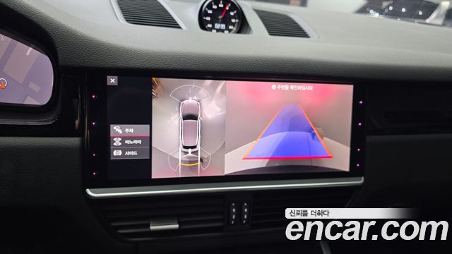 Porsche Cayenne 2021 — photo 22