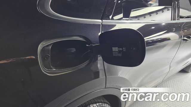 Porsche Cayenne 2021 — photo 28