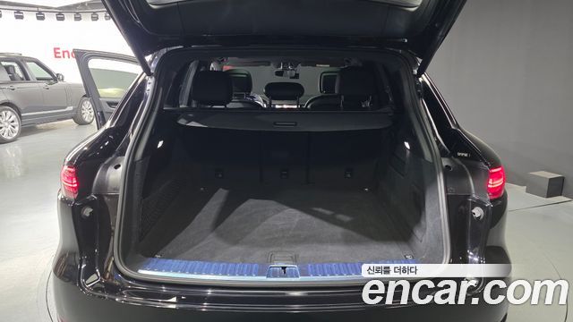 Porsche Cayenne 2021 — photo 30