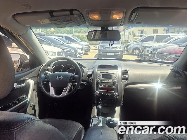 Kia Sorento 2010 — photo 7