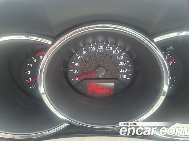 Kia Sorento 2010 — photo 8