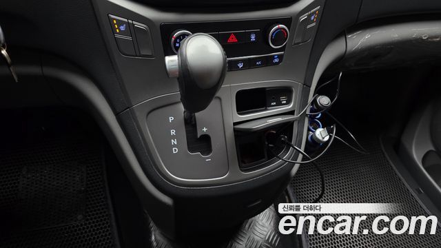 Hyundai Starex 2020 — photo 12