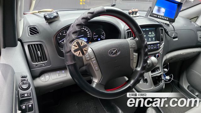 Hyundai Starex 2020 — photo 17