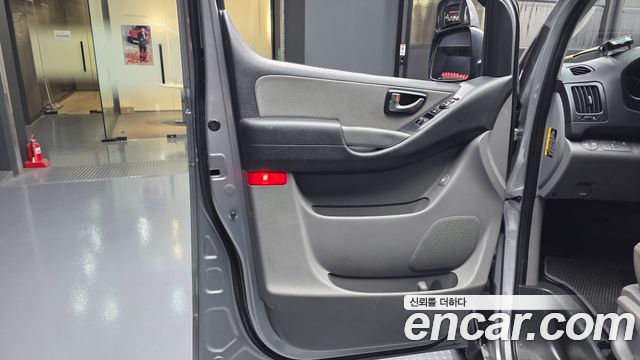 Hyundai Starex 2020 — photo 15