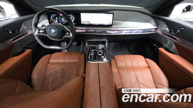 BMW 7-Series 2025 — photo 7