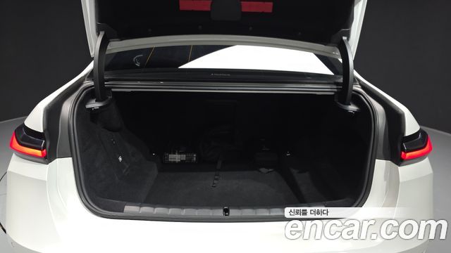 BMW 7-Series 2025 — photo 20