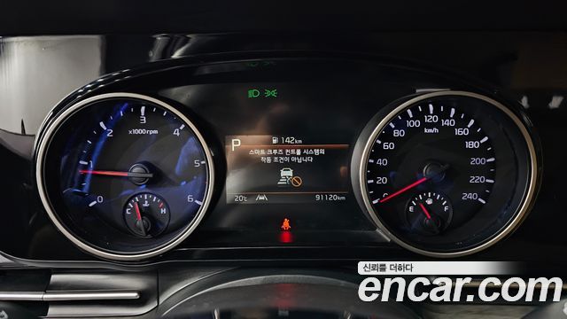 Kia Canival 2023 — photo 8