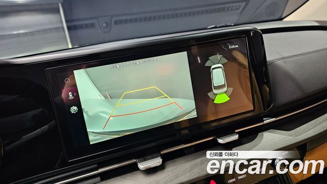 Kia Canival 2023 — photo 14