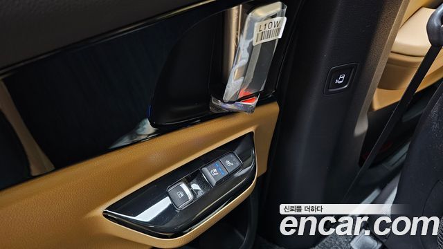 Kia Canival 2023 — photo 18