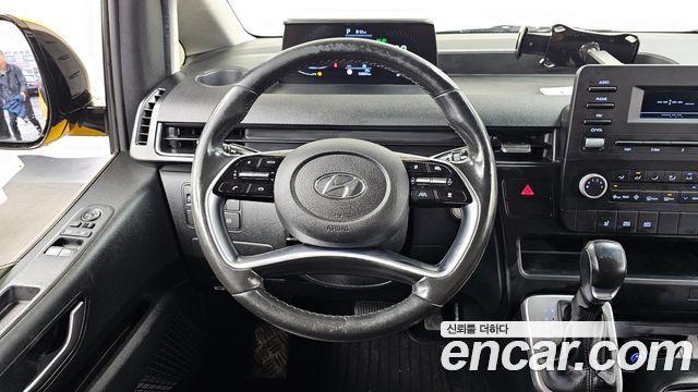 Hyundai Staria 2022 — photo 19