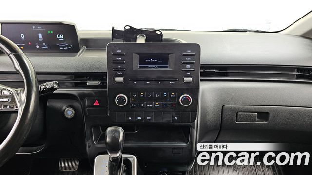 Hyundai Staria 2022 — photo 20