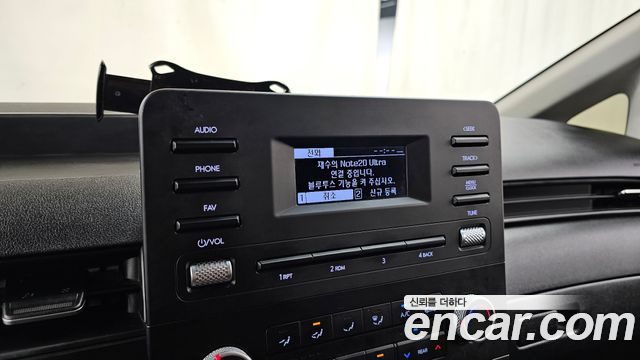 Hyundai Staria 2022 — photo 21