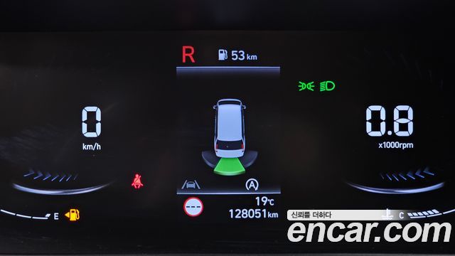 Hyundai Staria 2022 — photo 22