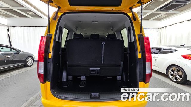 Hyundai Staria 2022 — photo 26