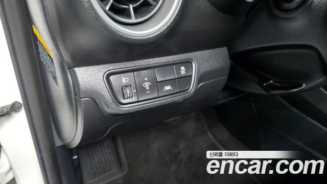 Kia K3 2019 — photo 23
