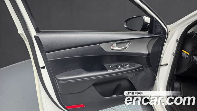 Kia K3 2019 — photo 14