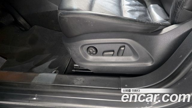 Volkswagen Tiguan 2015 — photo 19
