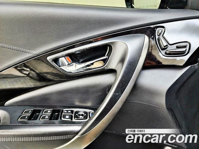 Hyundai Grandeur 2011 — photo 17