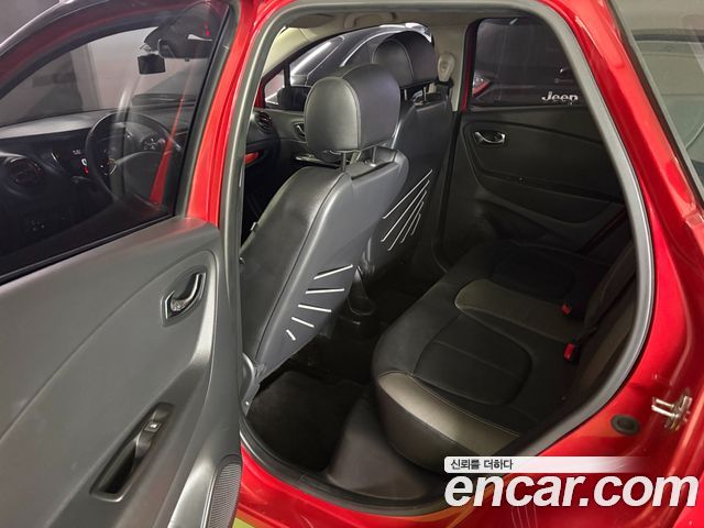 Renault Korea QM3 2015 — photo 11