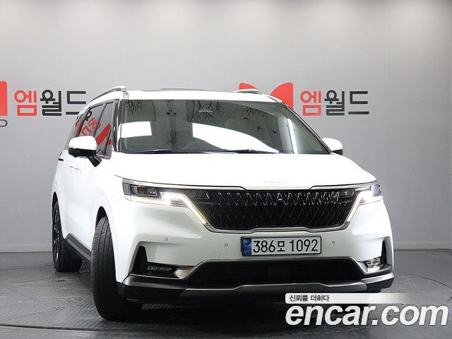Kia Canival 2022 — photo 2