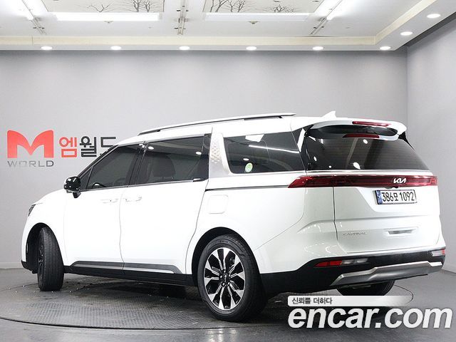 Kia Canival 2022 — photo 4