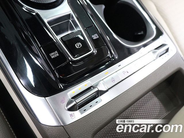 Kia Canival 2022 — photo 11