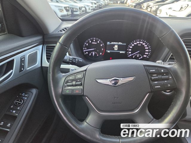 Genesis G80 2018 — photo 12