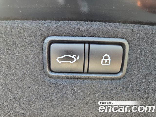 Genesis G80 2018 — photo 13