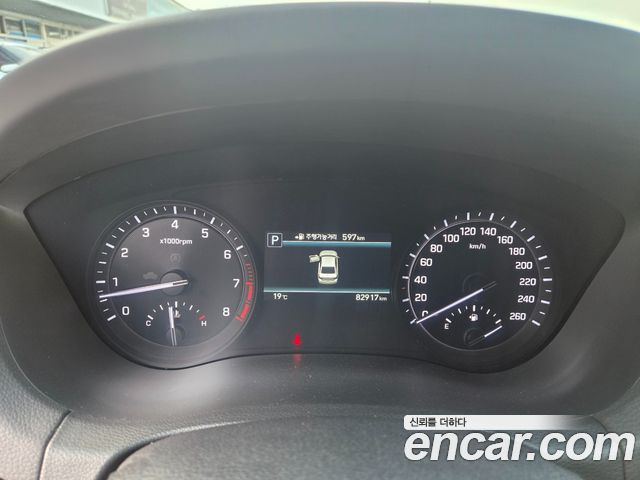 Genesis G80 2018 — photo 19