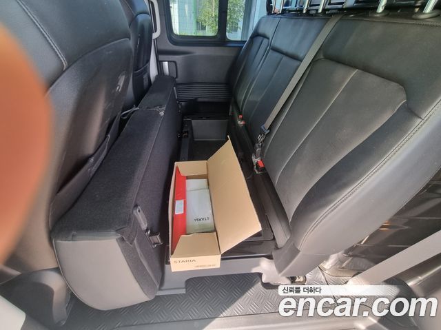 Hyundai Staria 2022 — photo 20