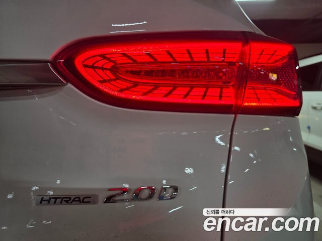 Hyundai Santafe 2019 — photo 14