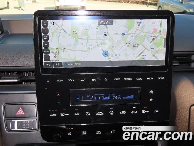 Hyundai Staria 2023 — photo 12