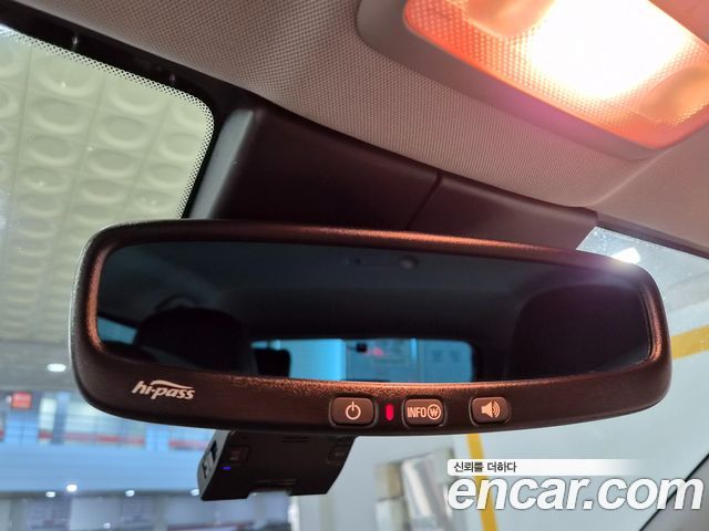 Chevrolet Korea Trax 2018 — photo 12