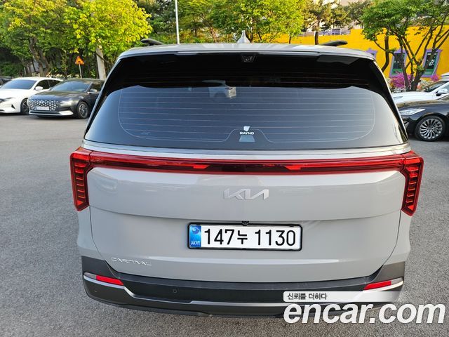 Kia Canival 2025 — photo 4