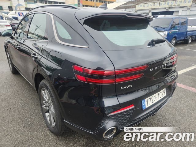 Genesis GV70 2024 — photo 7