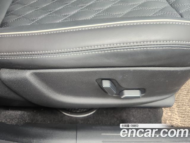 Genesis GV70 2024 — photo 20