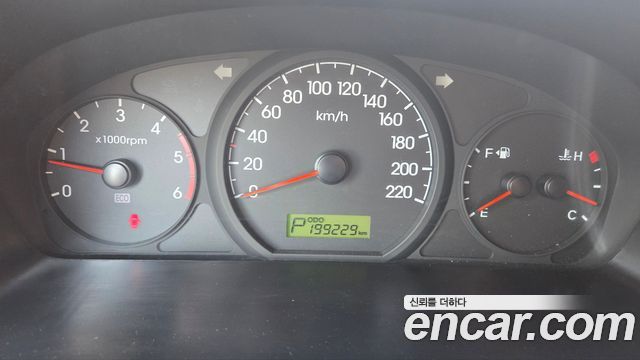 Hyundai Starex 2014 — photo 7