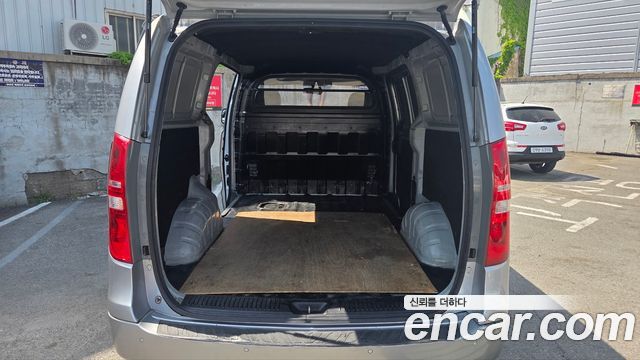 Hyundai Starex 2014 — photo 10
